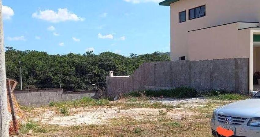 Terreno com vista para mata , condomínio Granville