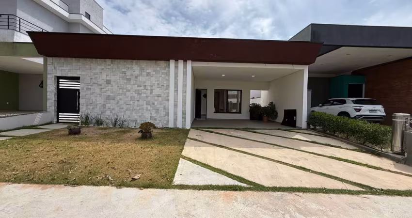 CASA TÉRREA REPLETA DE PLANEJADOS E COM QUINTAL PRIVATIVO, GRANVILLE