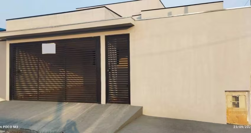 Casa com 3 dormitórios sendo 1 suite bairro Girassol