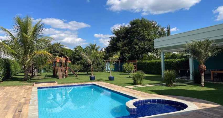 CHÁCARA TOTALMENTE TÉRREA  COM 4 DORMITÓRIOS E PISCINA, HORIZONTE AZUL 1