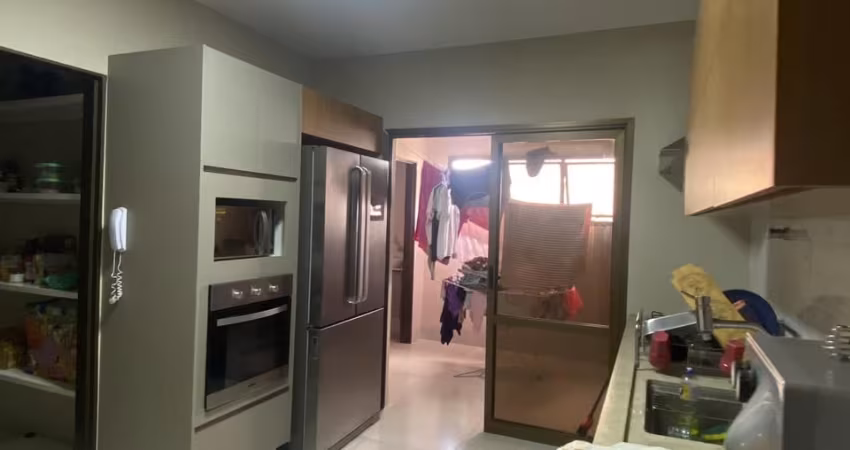 APARTAMENTO EDIFÍCIO ILHAS DO SUL