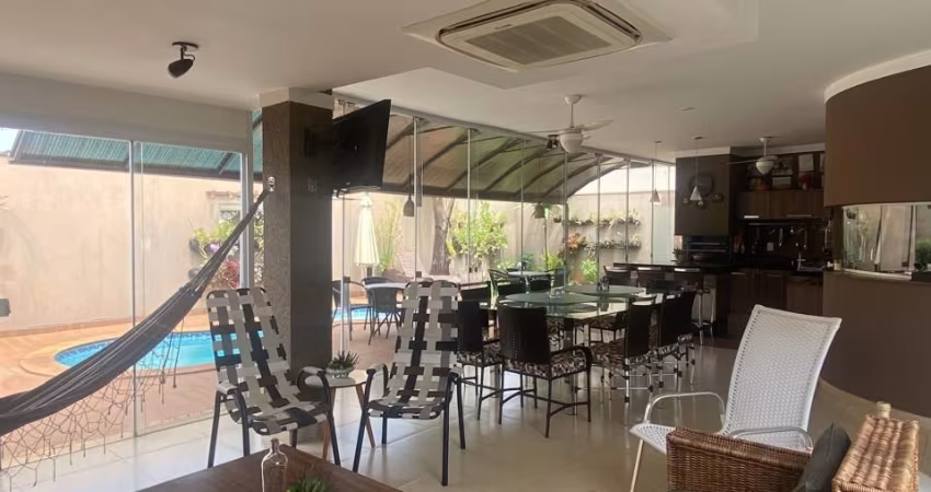 CASA À VENDA COND DAHMA IV
