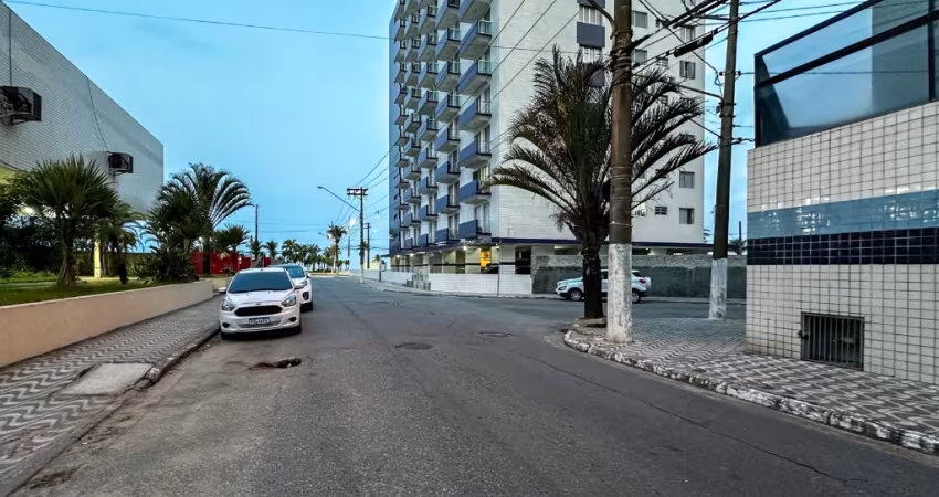 Apartamento 2 Quartos 1 Suíte Lazer 100m da Praia
