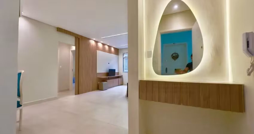 Apartamento com 2 quartos 1 suíte vaga box na ponta da praia
