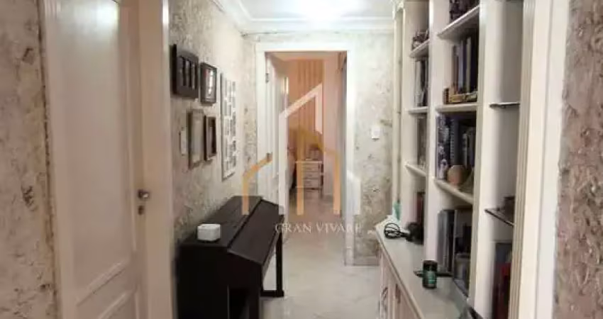 Apartamento, 4 dormitórios (2 suítes), 2 vagas. Vila Ema. SJC