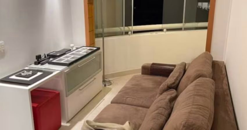 Apartamento mobiliado, 1 vaga a 350m da faculdade Puc