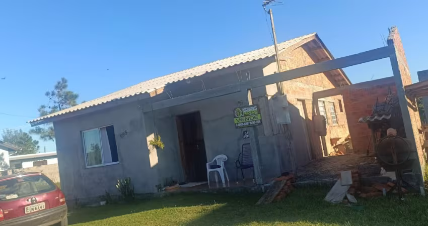 Casa de Alvenaria à Venda – A 600m do Mar!