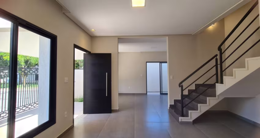 Casa nova, com 03 dormitórios sendo 01 suíte e 03 vagas de garaem