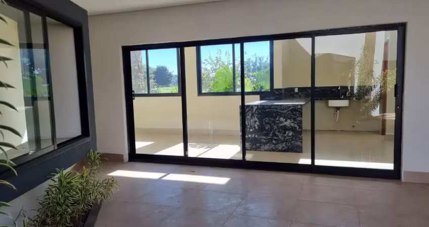 Casa nova em condomínio com 04 quartos sendo 02 suítes!!