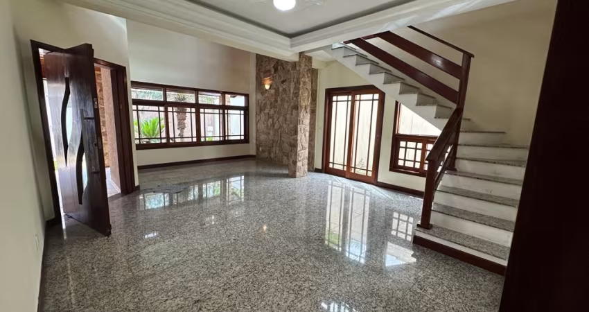 Casa de Luxo em Caçapava-SP!
