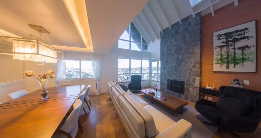 Triplex com 04 suítes, confortável, semimobiliada no centro de gramado