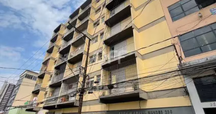 Kitnet / Stúdio à venda na Rua Cônego Cipião, 236, Centro, Campinas