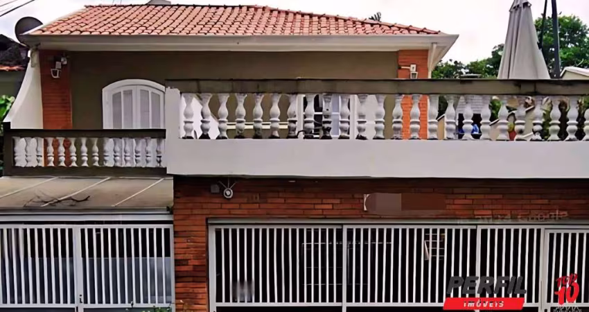 SOBRADO COM DUAS ENTRADAS NO MELHOR DA VILA YARA COM 250m²