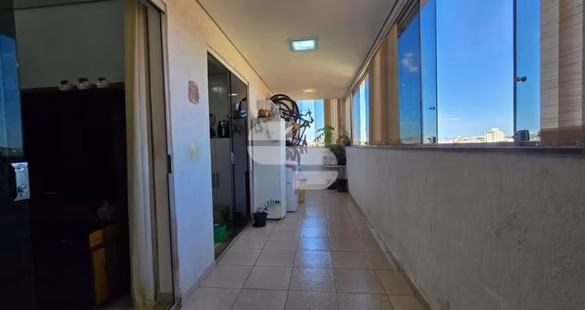 Apartamento com 3 quartos à venda na Rua Agílio Cruz de Souza, 36, Serrano, Belo Horizonte