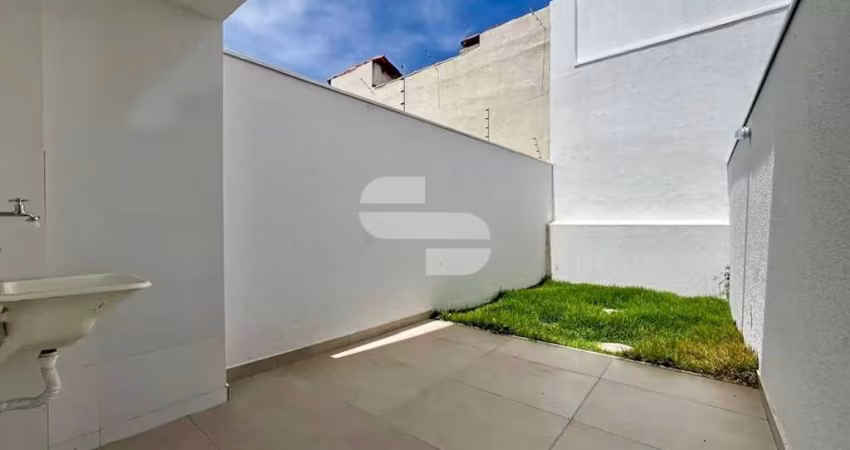 Casa com 2 quartos à venda na Rua São João do Oriente, 1, Santa Branca, Belo Horizonte