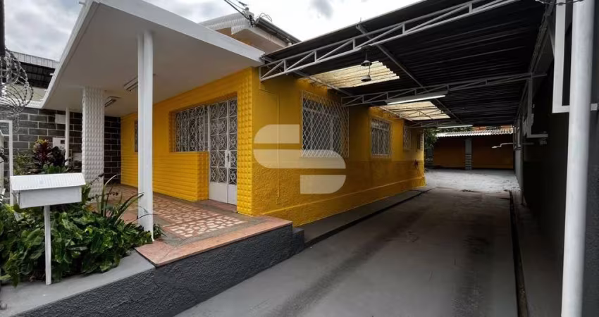 Casa com 3 quartos à venda na Rua Juno, 456, Glória, Belo Horizonte