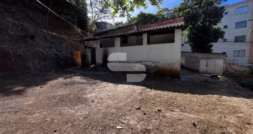 Casa com 3 quartos à venda na Rua Lorena, 011, Padre Eustáquio, Belo Horizonte
