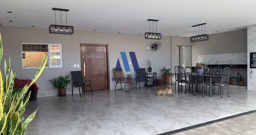 Casa com 3 quartos à venda na Rua Laurindo Fogaça, 342, Residencial Santa Cruz, São José do Rio Preto