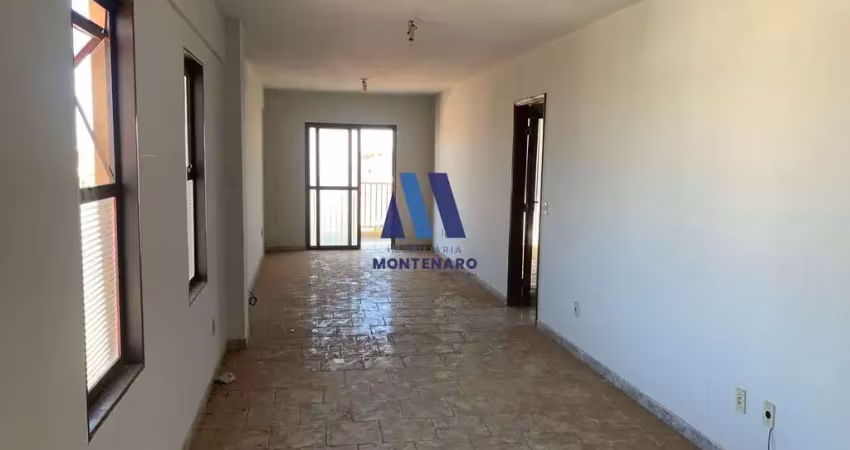 Apartamento com suíte, elevador, sacada  próximo a represa