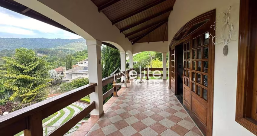 Casa com 6 dormitórios à venda, 834 m² por R$ 5.980.000,00 - Condomínio Flamboyant - Atibaia/SP