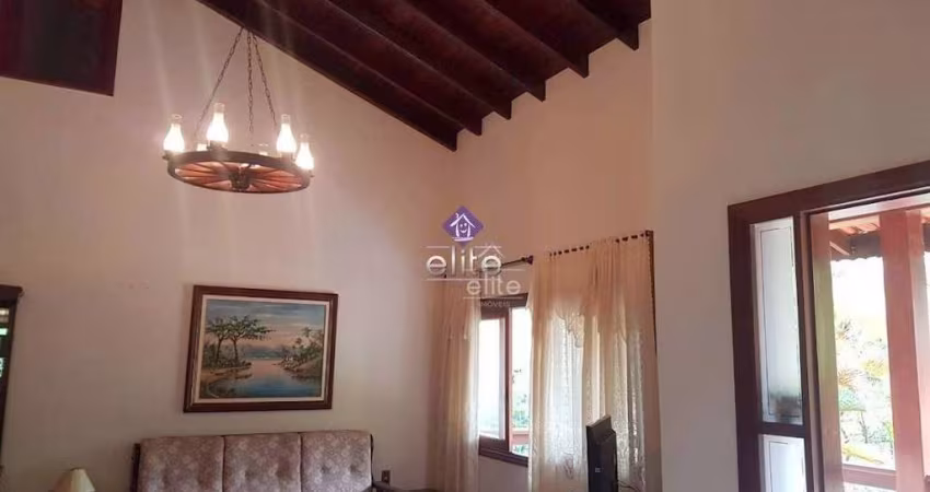 Casa com 3 dormitórios à venda por R$ 1.700.000,00 - Condomínio Itaembu - Itatiba/SP