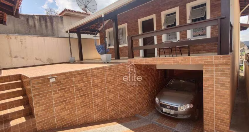 Casa com 3 dormitórios à venda por R$ 550.000,00 - Jardim Santos Dumont - Bom Jesus dos Perdões/SP