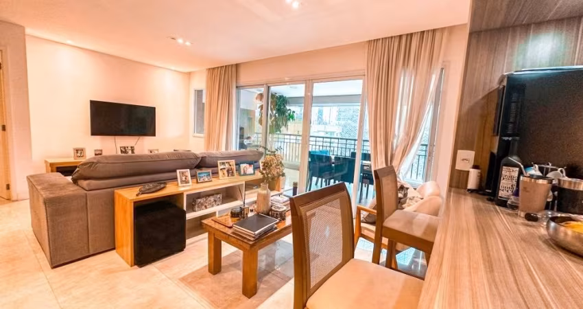 Lindo apartamento à Venda no Condomínio Reservé  na rua Deputado João Sussumu Hirata.
