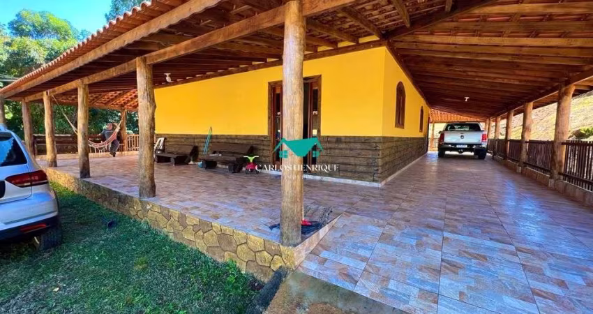 Sítio à Venda com 8000 m² por R$ 750.000