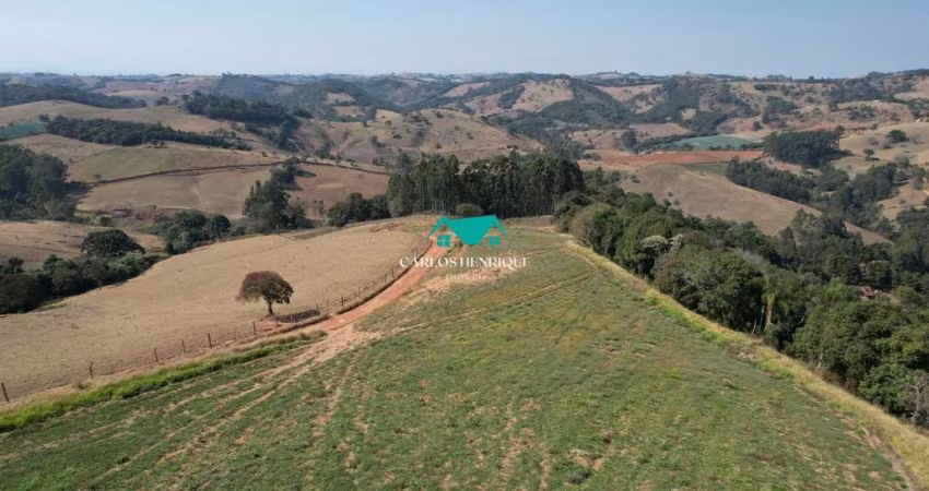 Terreno à Venda por R$ 350.000