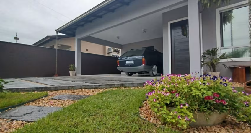 casa averbada com suite e piscina