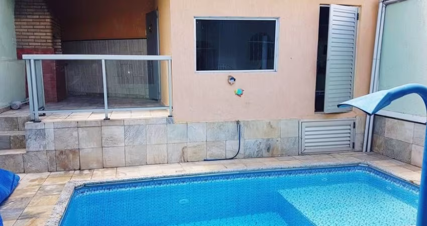 Jardim das Flores - Osasco - Casa 125m com 3 quartos 1 suite, 2 vagas