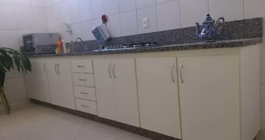 Casa com 115m2 com  3 Quartos sendo 1 suite, 2 Vagas - Conceição - Diadema