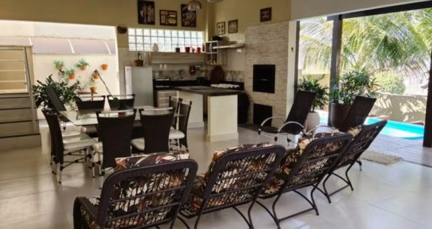 Casa com 3 Quartos e 2 banheiro à Venda, 136m²Jandira, São Paulo
