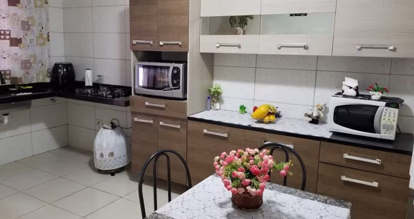 110m² com 3 quartos, sala , cozinha, banheiro, varanda bem grande e garagem.
