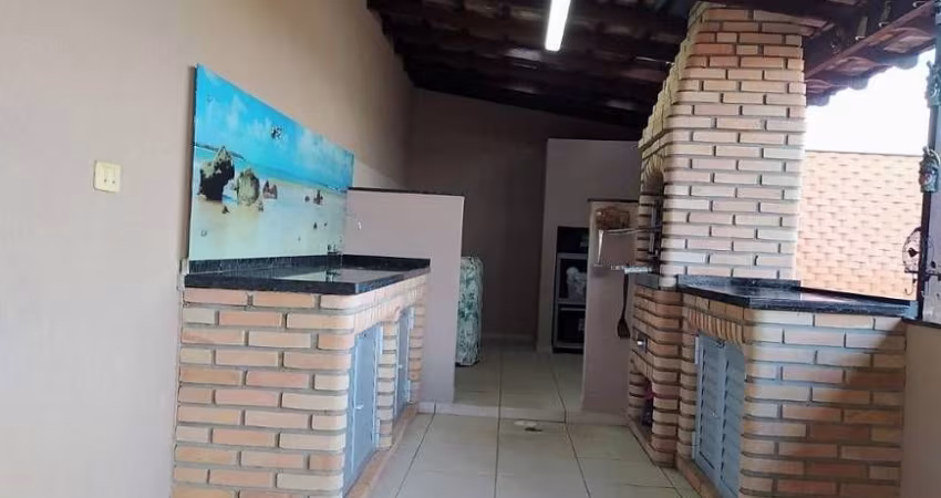 Casa com 3 quartos sendo 1 suite, 2 vagas - Vila Perreli - Poá
