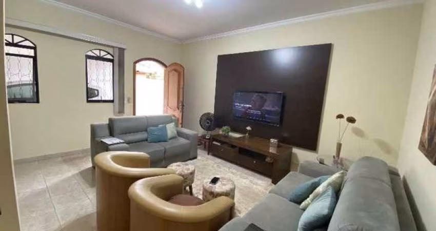 Casa com 3 Quartos e 2 banheiro à Venda, 134m²Vila Ré - São Paulo