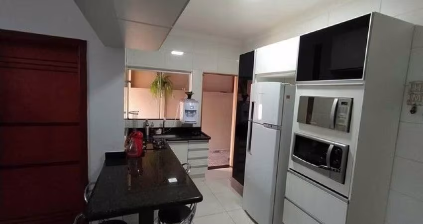 Casa com 3 Quartos e 2 banheiro à Venda, 134m² Jardim do Tiro - São Paulo