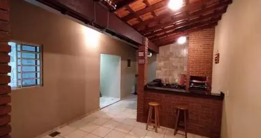 Casa com 3 Quartos e 2 banheiro à Venda, 132m²Itaquera - São Paulo