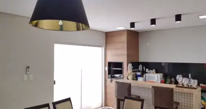 Casa com 3 Quartos e 2 banheiro à Venda, 135m² Loteamento Loanda - Atibaia, São Paulo