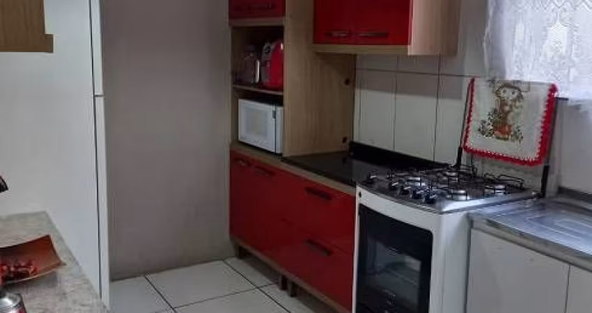 Linda casa com 3 quartos sendo 1 suite, 2 vagas - Vila Miranda - Itaquaquecetuba