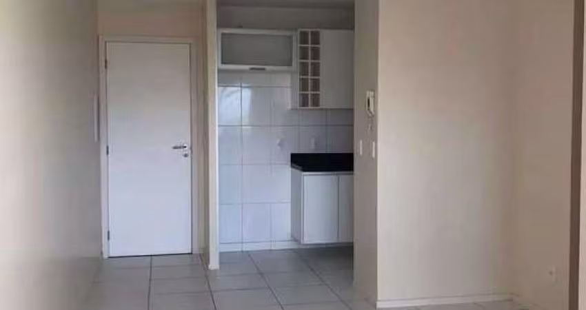 Apartamento - Padrão, para Venda em Taboão da Serra/SP