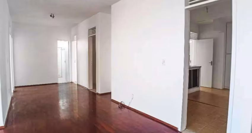 Casa - Padrão, para Venda em São Paulo/SP