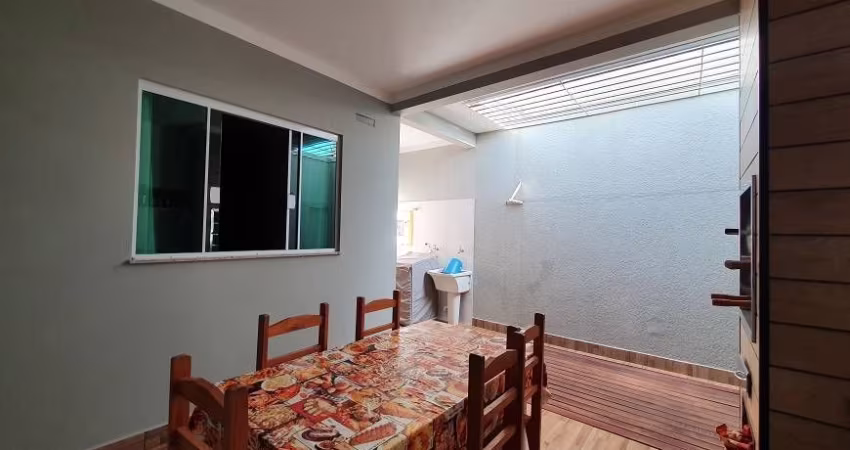 Casas com 4 Quartos e 2 banheiros à Venda em Mogi Moderno