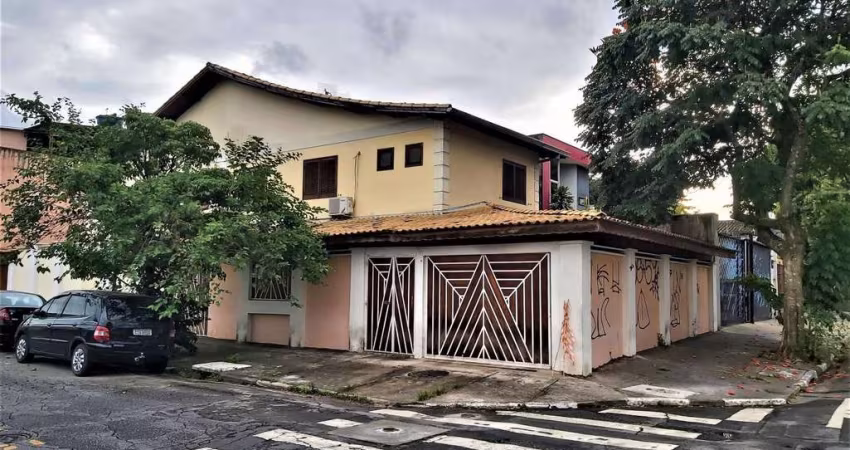 Casa para Venda em Osasco, Presidente Altino, 3 dormitórios, 3 suítes, 4 banheiros, 2 vagas