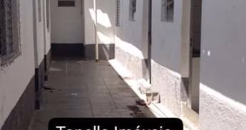 Casa para Locação em Osasco, Rochdale, 1 dormitório, 1 banheiro