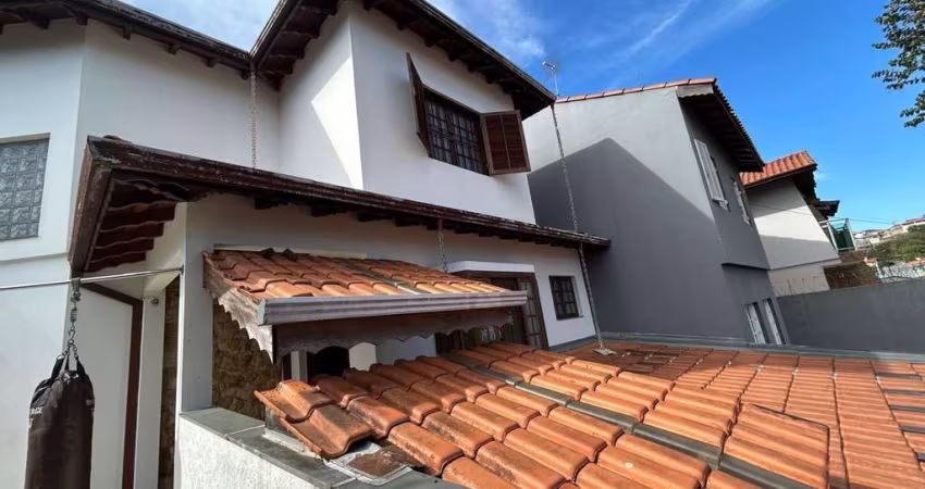 Casa para Venda em São Paulo, Jardim Marisa, 2 dormitórios, 1 suíte, 5 banheiros, 5 vagas
