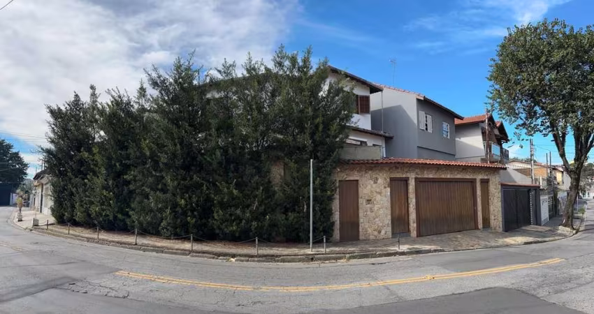 Casa para Locação em São Paulo, Jardim Marisa, 2 dormitórios, 1 suíte, 5 banheiros, 5 vagas