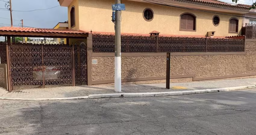 Casa para Venda em São Paulo, Vila dos Remédios, 2 dormitórios, 2 suítes, 2 banheiros, 2 vagas
