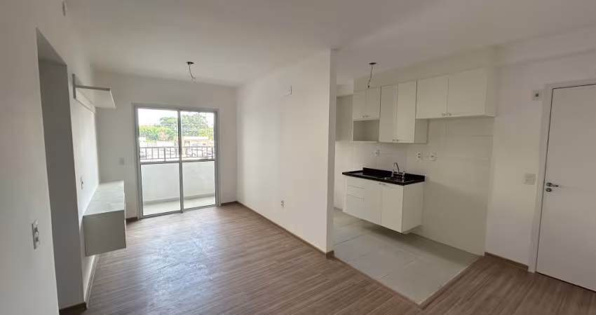 Apartamento de 2 Dorms. com 1 suíte próximo ao Campolim.