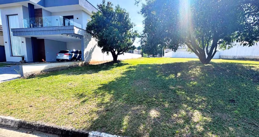 Terreno à venda no condomínio Villa Verona no Cajuru